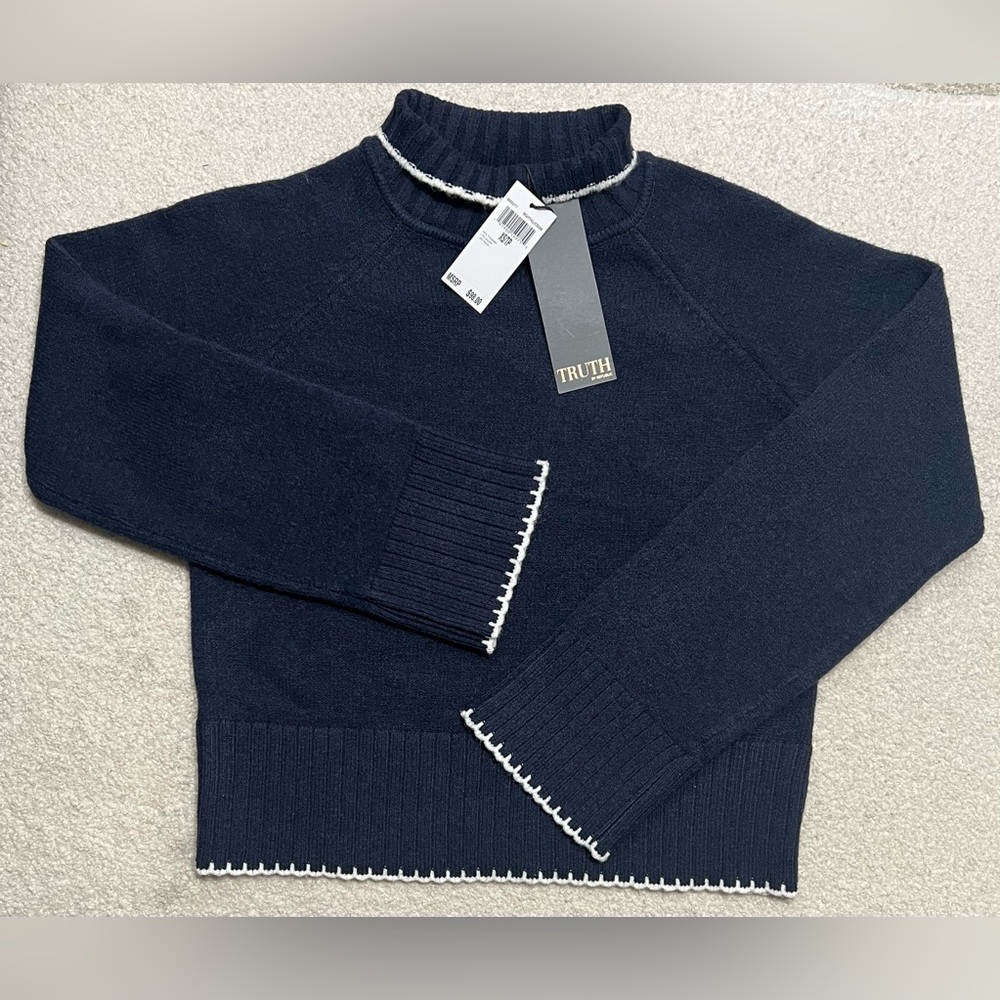 NWT TRUTH by Republic Navy Blue Women's Turtleneck Sweater